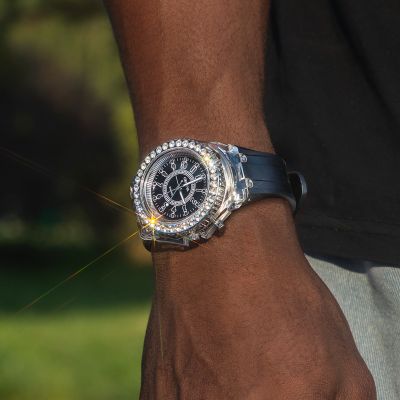 LED Flashing Sport Quartz Watch with Silicone Strap