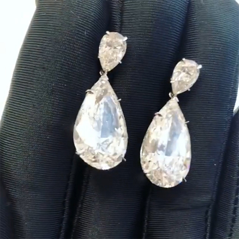 Captivating Pear Cut Drop Earring in Sterling Silver