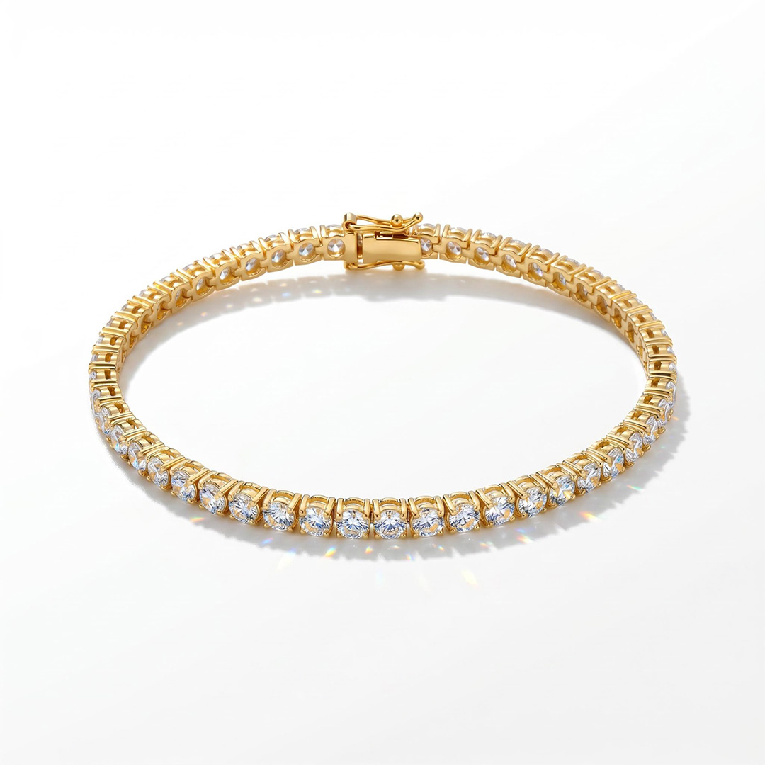 Women's 3mm Single Row Tennis Bracelet in Gold Women's 3mm Single Row Tennis Bracelet in Gold