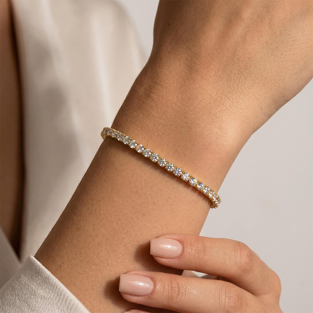 Women's 3mm Single Row Tennis Bracelet in Gold Women's 3mm Single Row Tennis Bracelet in Gold
