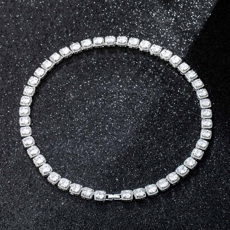Women's 10mm Clustered Tennis Chain in White Gold