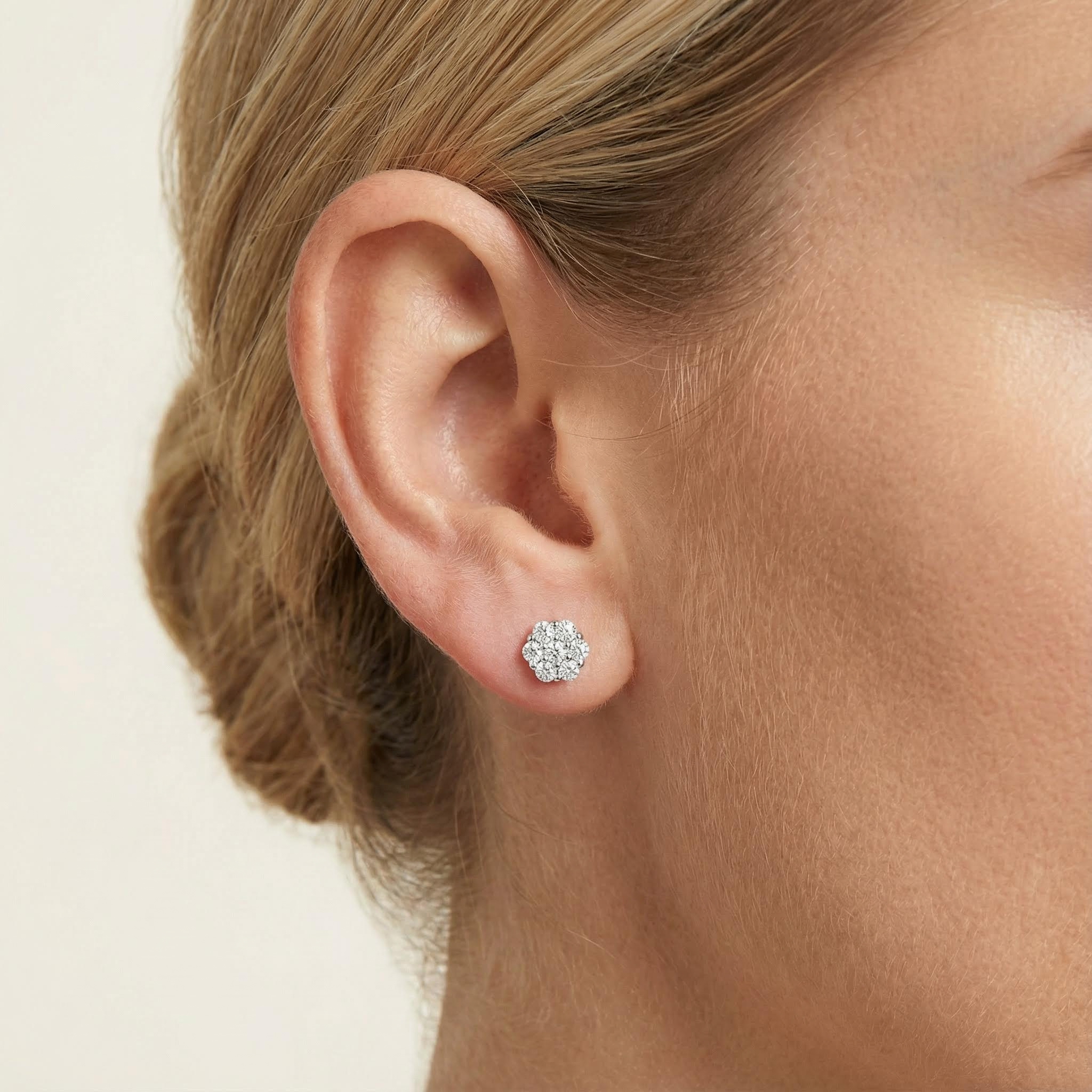 Women's Flower Cluster Stud Earrings in White Gold