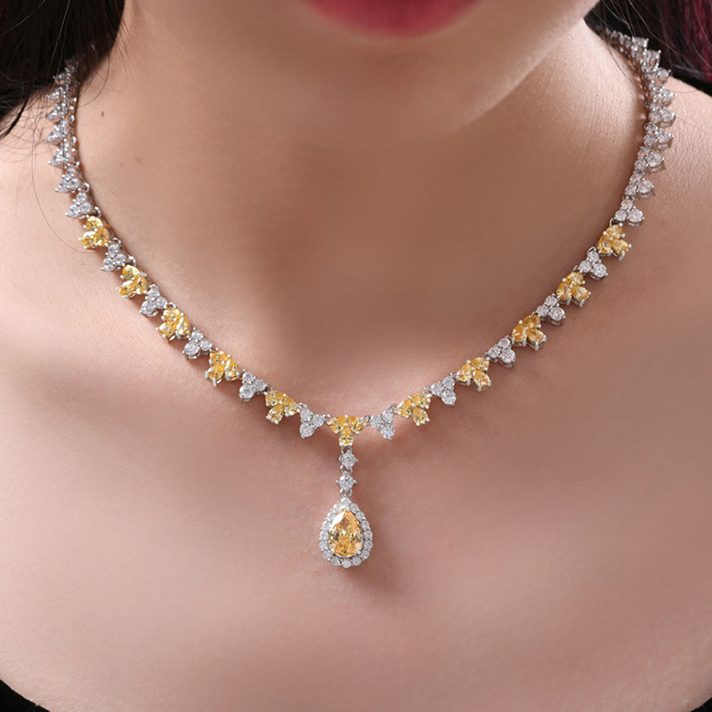 4CT Glamorous Pear Cut Pendant Necklace 4CT Glamorous Pear Cut Pendant Necklace