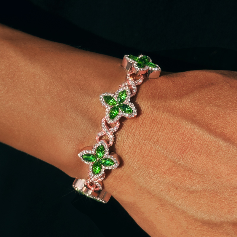 Iced Out 17mm Emerald Clover Bracelet in Rose Gold