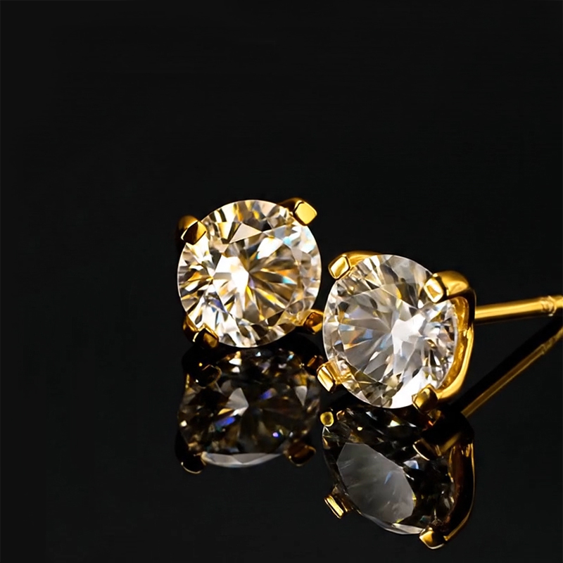 925S & VVS Moissanite Solitaire Stud Earrings
