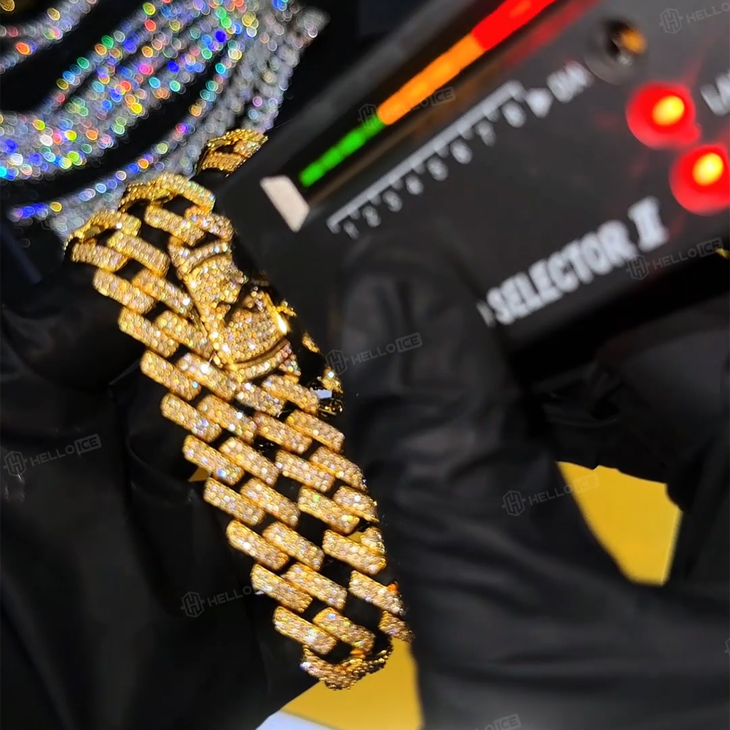 925S & VVS Moissanite 12MM Initial Letter Prong Cuban Link Chain