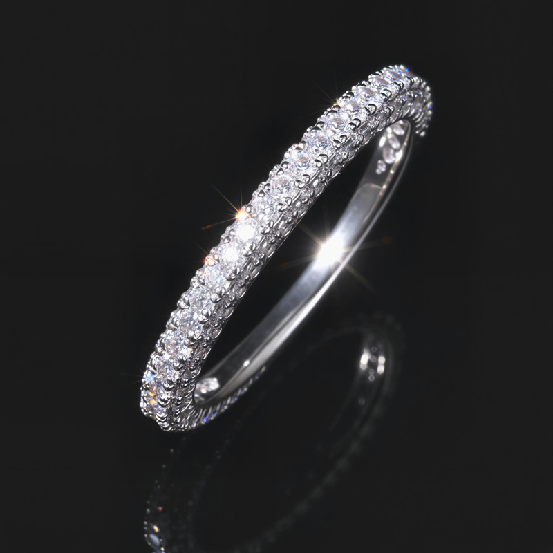 925S & VVS Moissanite Sparkling Brilliance Ring