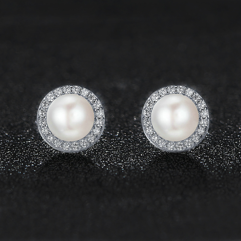 925S & VVS Moissanite Freshwater Pearl Halo Diamond Earrings