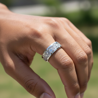 925S & VVS Moissanite Grand Canyon Band Ring