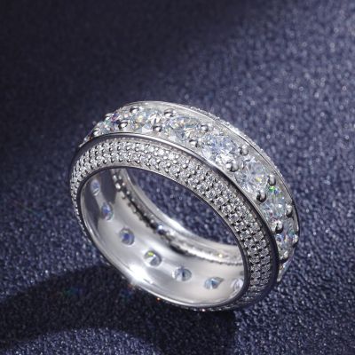 925S & VVS Moissanite Round Cut Layered Ring