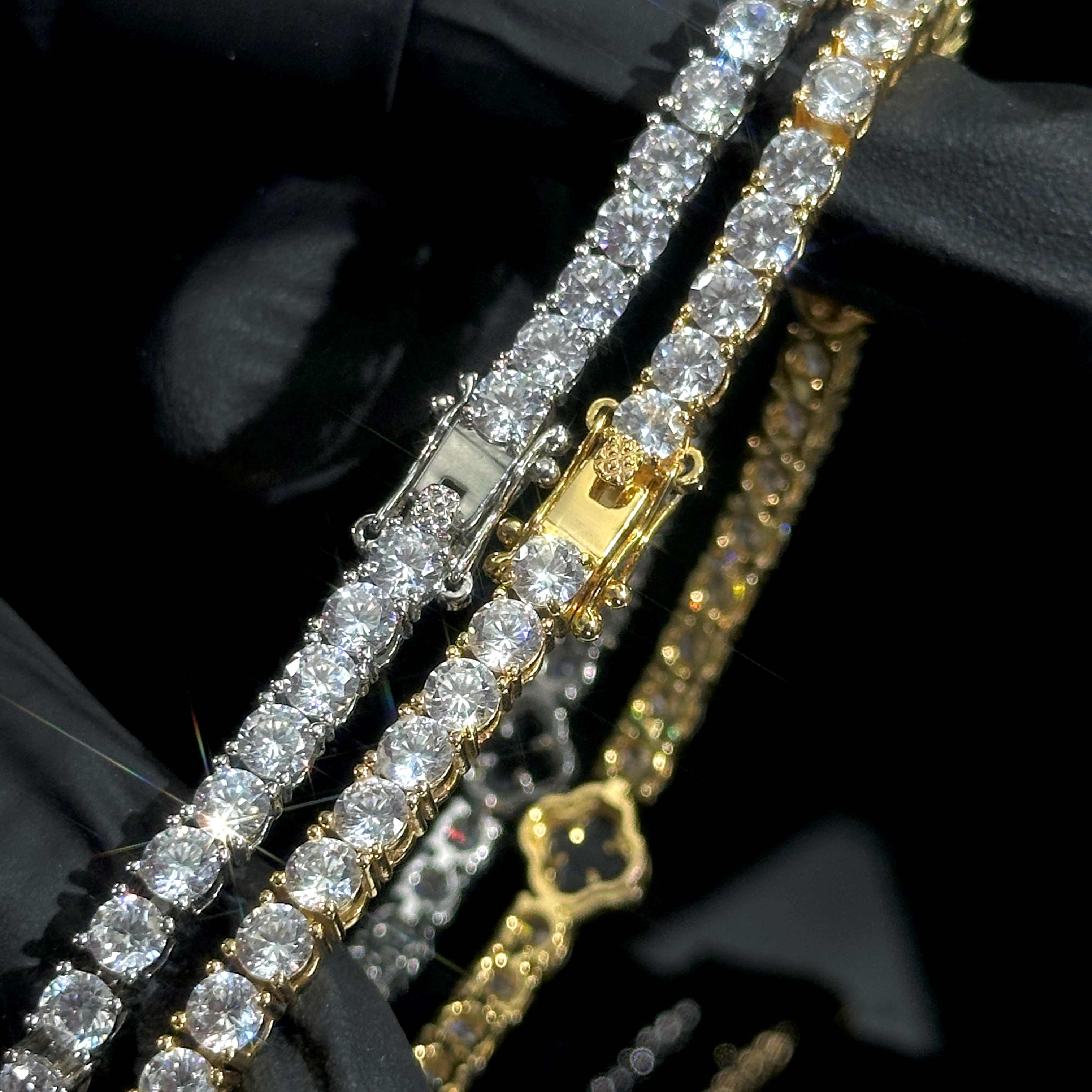 Iced Out Four Leaf Clover Tennis Bracelet - TENNIS BRACELETS
