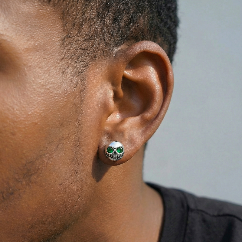 Skull Stud Earrings in White Gold