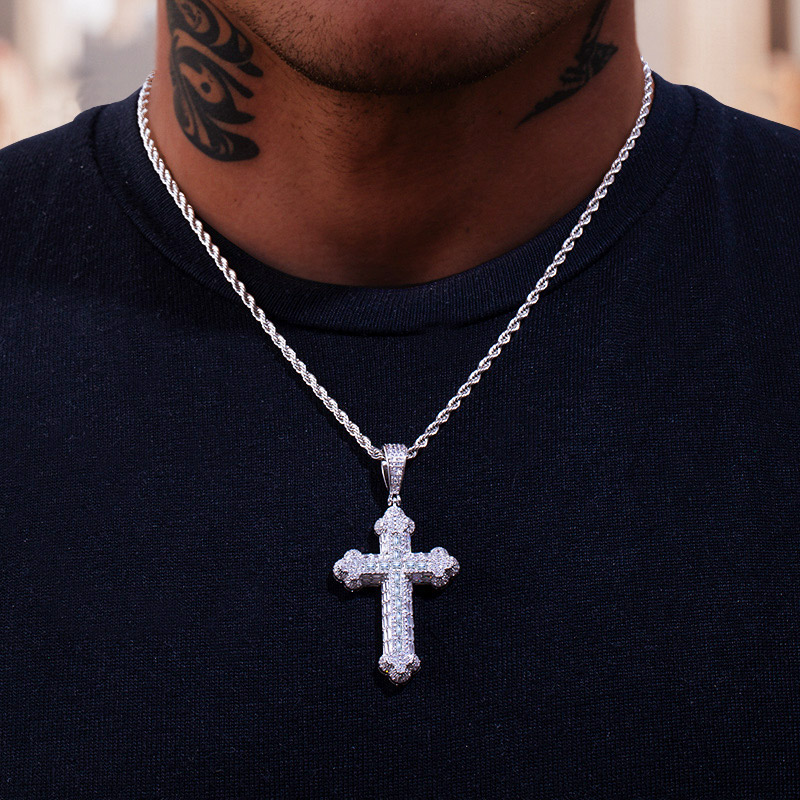 925S & VVS Moissanite Baguette Cross Pendant