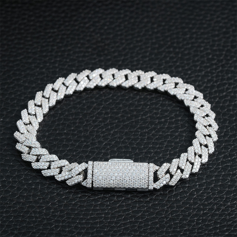 8mm 925S & VVS Moissanite Cuban Link Bracelet