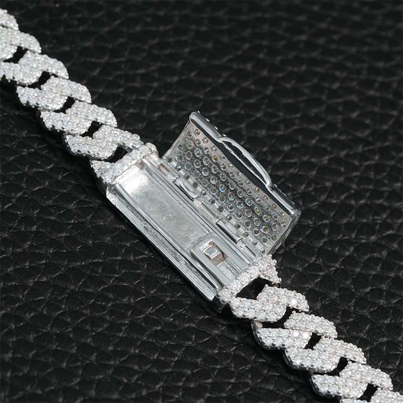 8mm 925S & VVS Moissanite Cuban Link Bracelet