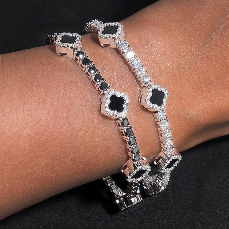 925S & VVS Moissanite Four Leaf Clover Black Onyx Tennis Bracelet