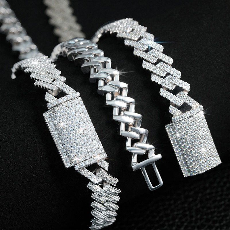 10mm 925S & VVS Moissanite Prong Cuban Link Chain