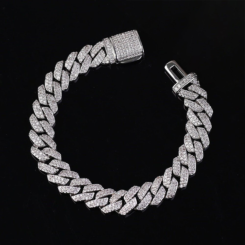 8mm-20mm 925S & VVS Moissanite Prong Cuban Link Bracelet 8mm-20mm 925S & VVS Moissanite Prong Cuban Link Bracelet