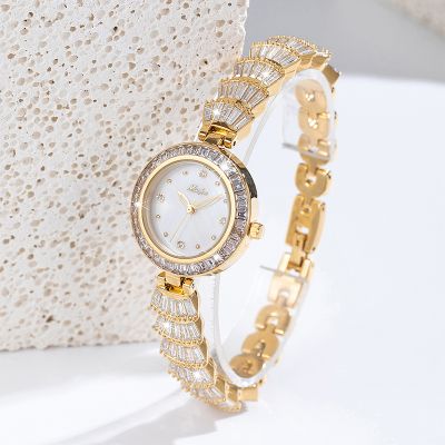 Iced Women's Quartz Watch With Shell Strap