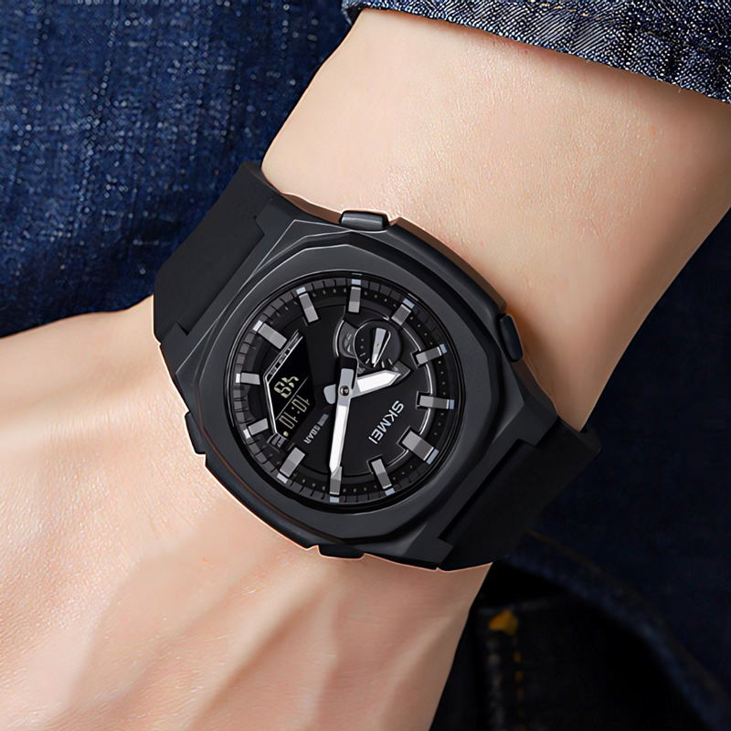 Dual Display Men's Watch With Silicone Strap