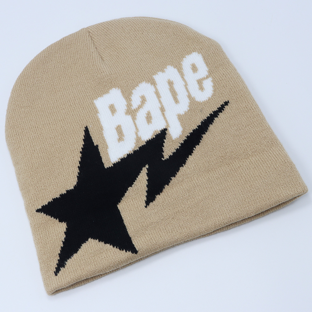 Star Letter Jacquard Knit Cap