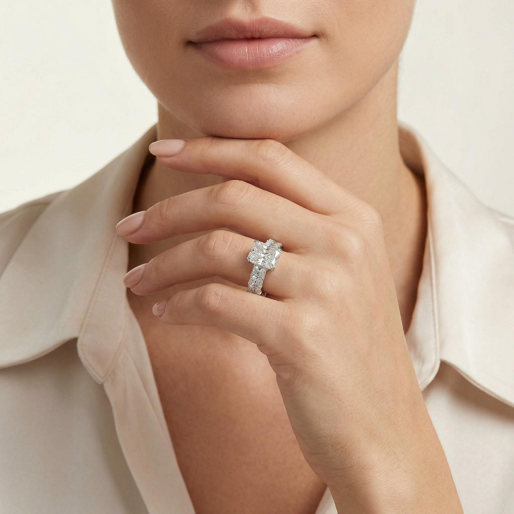 925S & VVS Moissanite 14.22 CT Luxury Radiant Cut Pave Halo Engagement Ring