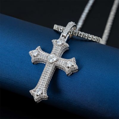 S925 & Moissanite Cross Pendant