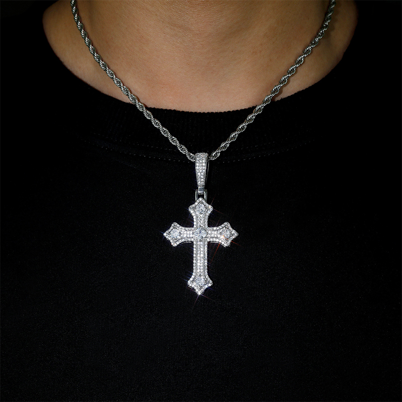 S925 & Moissanite Cross Pendant