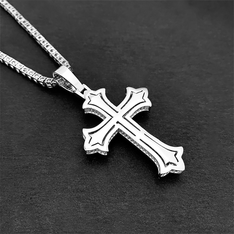 S925 & Moissanite Cross Pendant