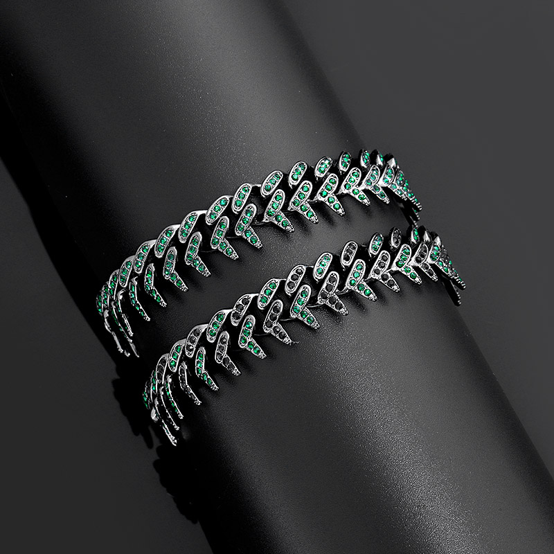 Iced 13mm Emerald Rivet Spike Thorns Cuban Chain and Bracelet Set