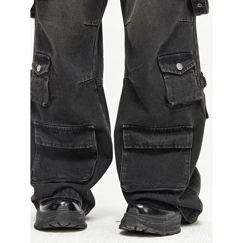 Stacked Multi-Pocket Vintage Wide-Leg Jeans