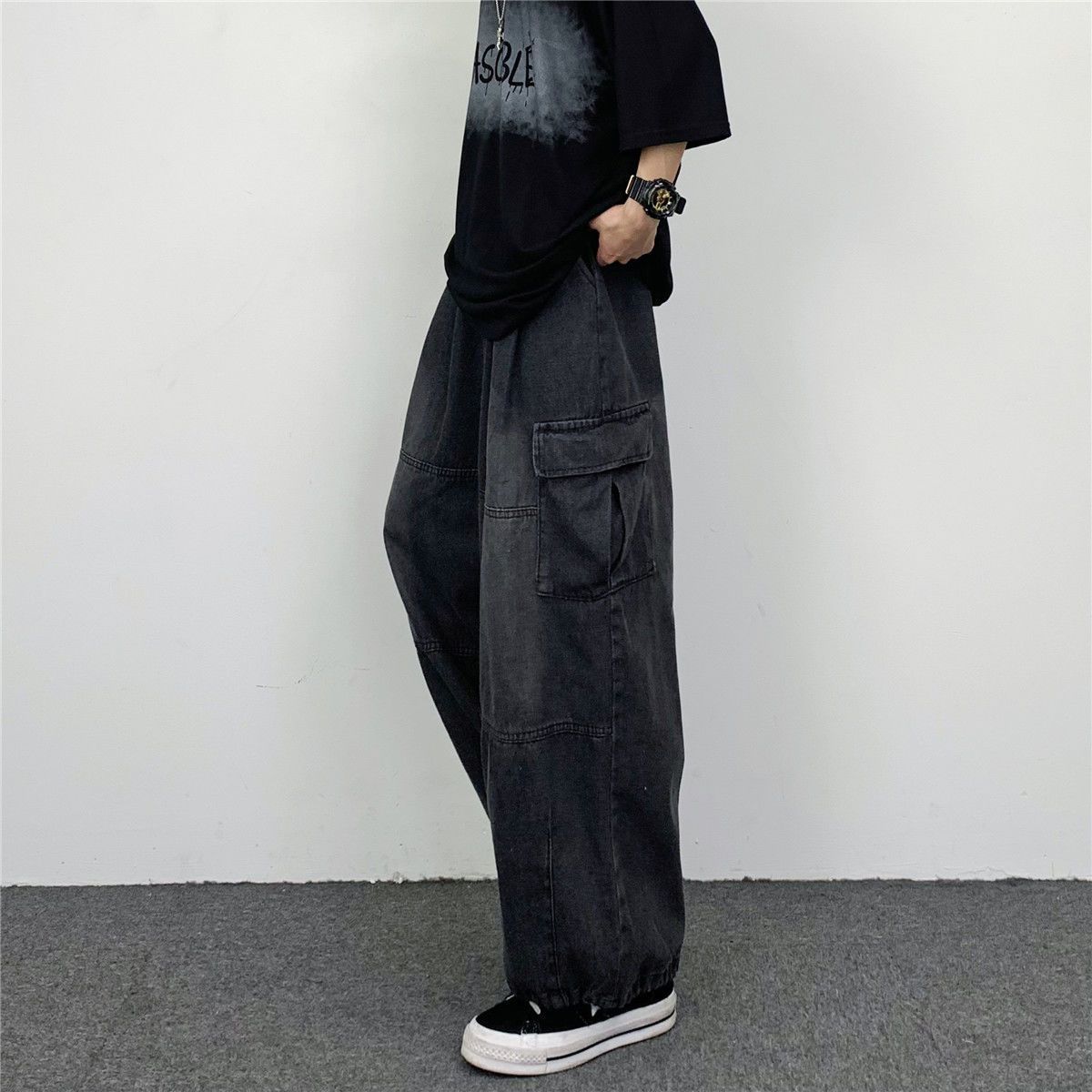 Workwear Wide-Leg Washed Denim Jeans