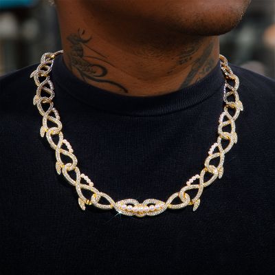 Iced 18mm 20'' Thorns with Pearl Link Chain in Gold