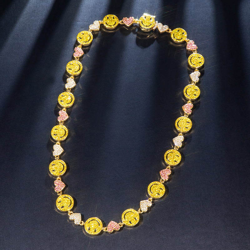 20'' Smile Face & Heart Link Chain in Gold