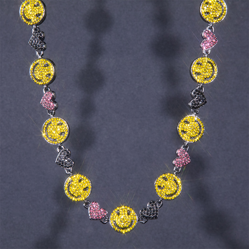 20'' Smile Face & Heart Link Chain in Black Gold