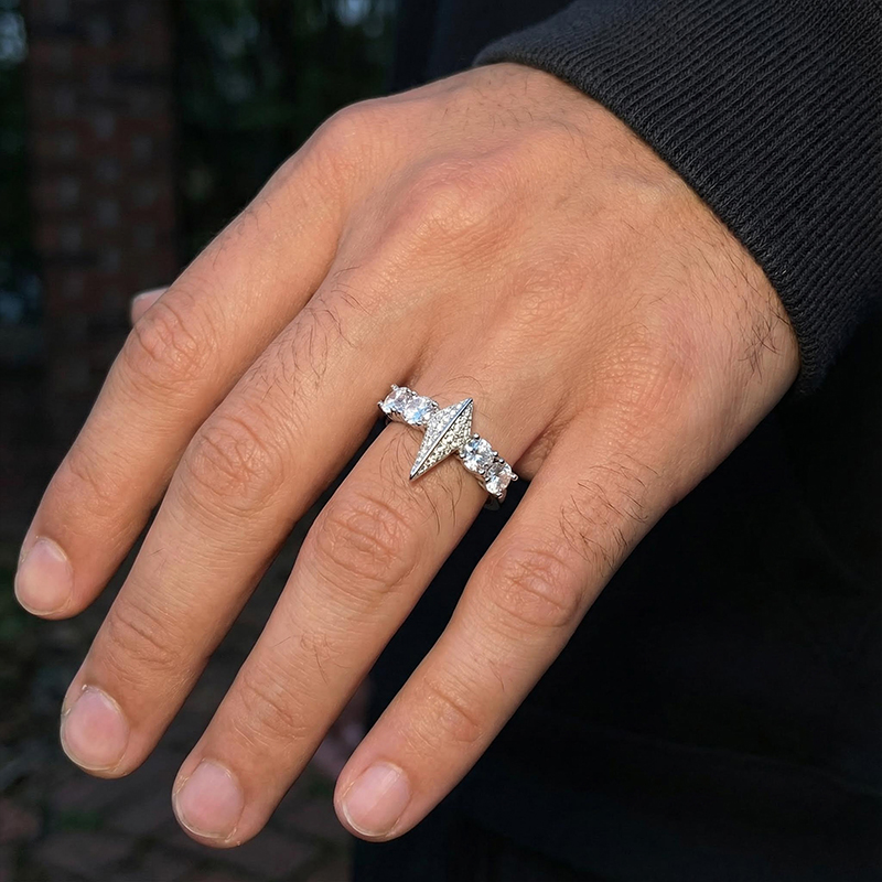 Iced Fight Tooth and Claw Open Ring