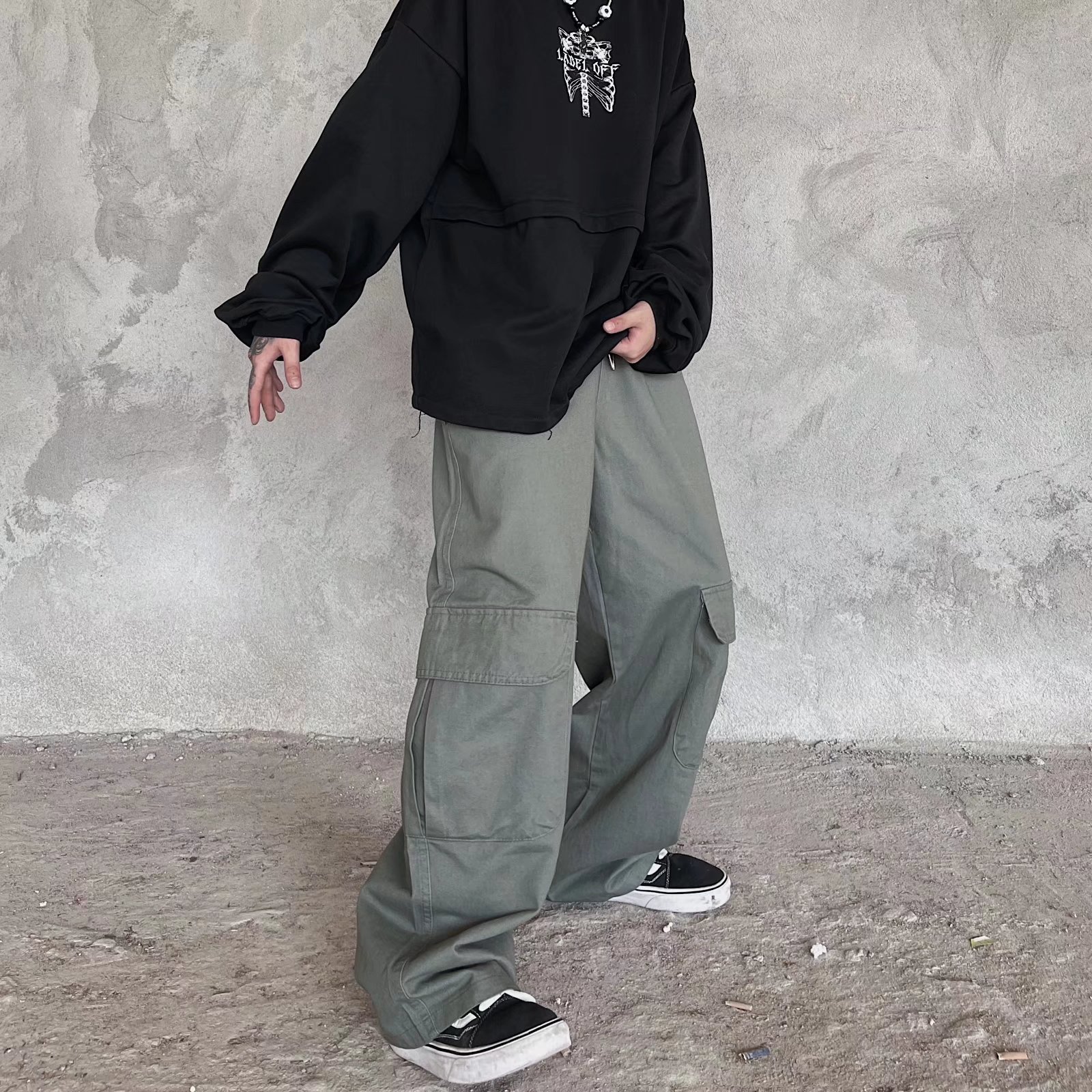 Hip-Hop Street Topstitched Pocket Cargo Pants