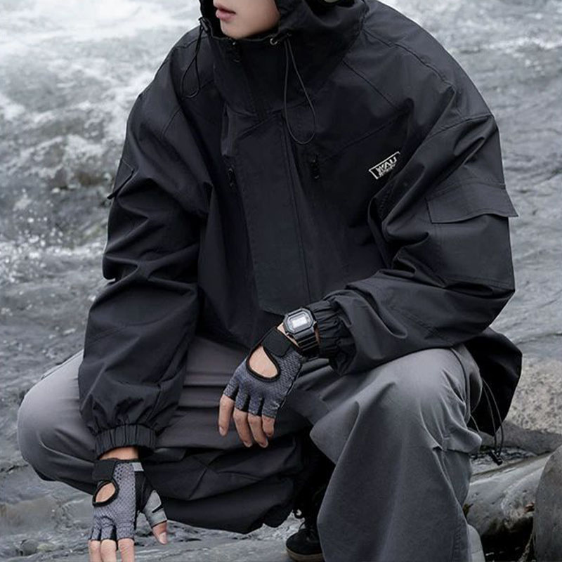 Outdoor Windproof And Waterproof Hiking Jacket