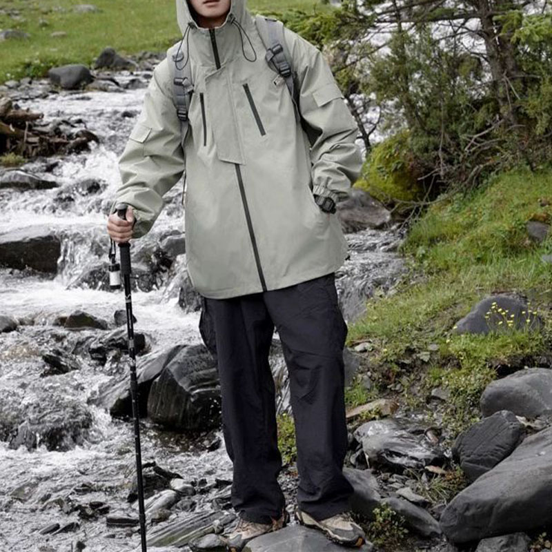 Outdoor Windproof And Waterproof Hiking Jacket