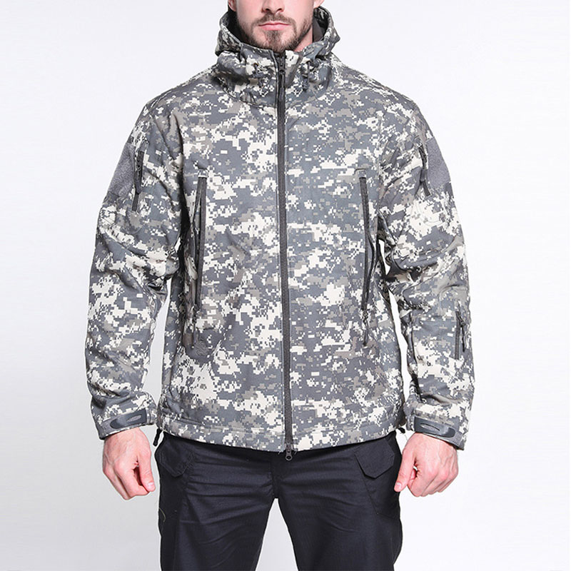 Outdoor Tactical Camouflage Jacket