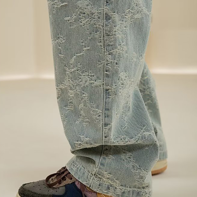 Simple Embroidered Straight Jeans