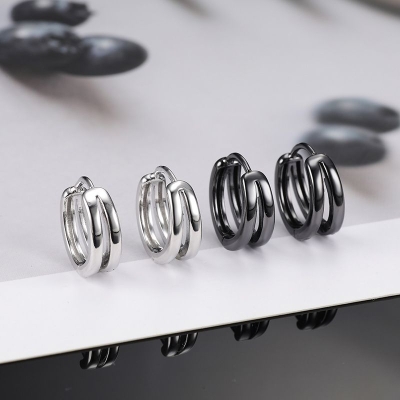 Double Layer Fashion Earrings in Black/Silver