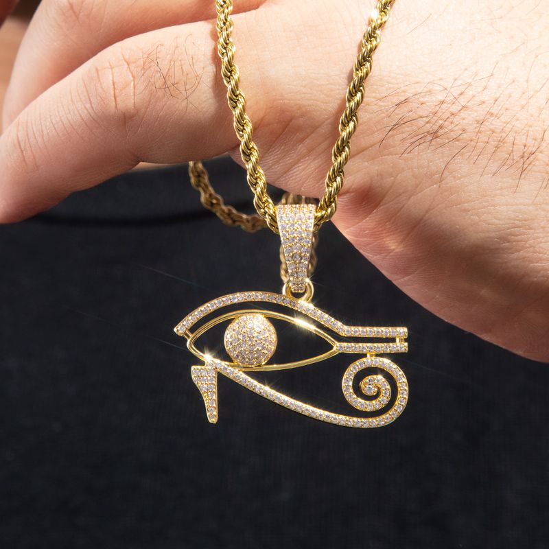 Egyptian Eye of Horus Pendant in Gold