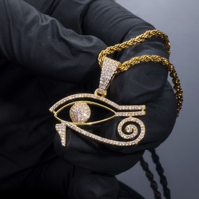 Egyptian Eye of Horus Pendant in Gold