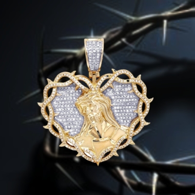 Jesus Head with Thorns Heart Pendant in Gold