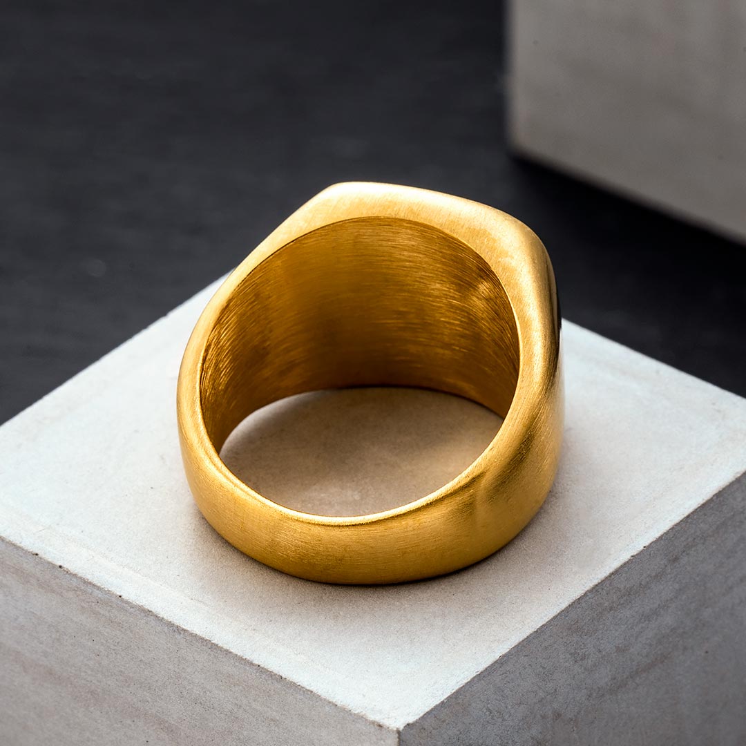 Onyx Golden Classical Men's Stainless Steel Ring