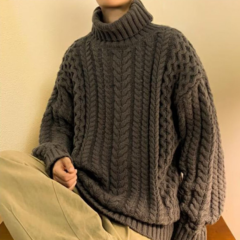 Retro Solid Color Round Neck Twist Sweater