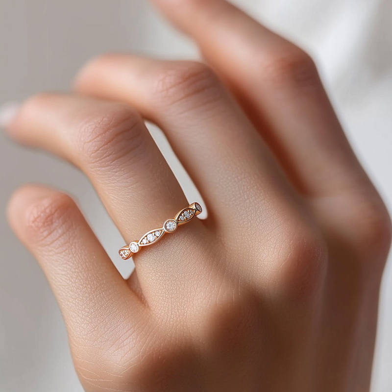 0.16CT Round Cut VVS Moissanite S925 Silver Wedding Band