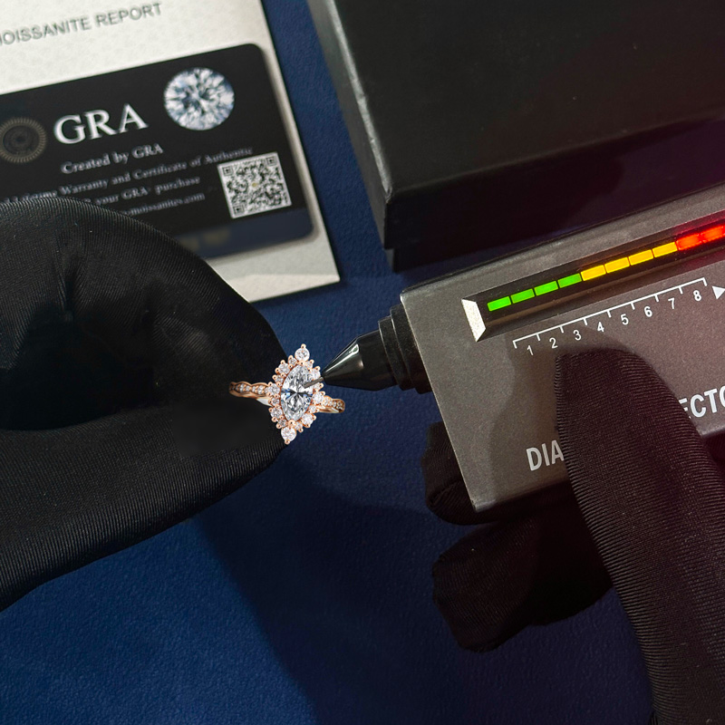 1.8CT Marquise & Round Cut VVS Moissanite S925 Silver Engagement Ring in Rose Gold 1.8CT Marquise & Round Cut VVS Moissanite S925 Silver Engagement Ring in Rose Gold