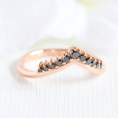 V-shaped Round Cut  Wedding Band Ring in Rose Gold